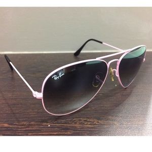 Ray-Ban Aviator Pink Frame Grey Gradient Lens